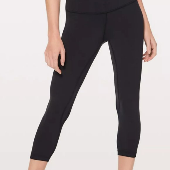 Black Lululemon Align High-Rise Crop 21" Leggings - Picture 1 of 9